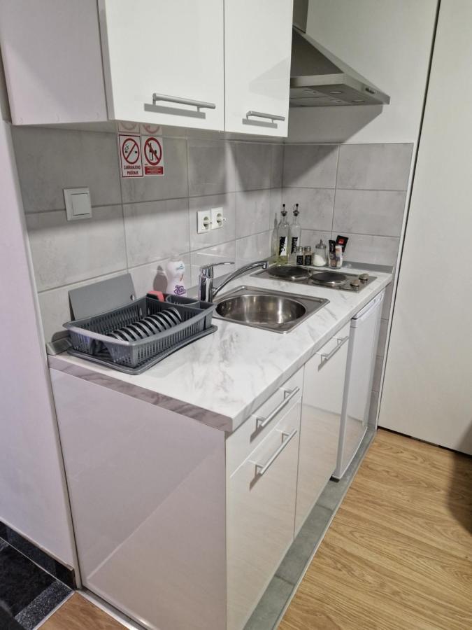 Apartment Mavero-Free Private Parking Zagreb Exteriör bild