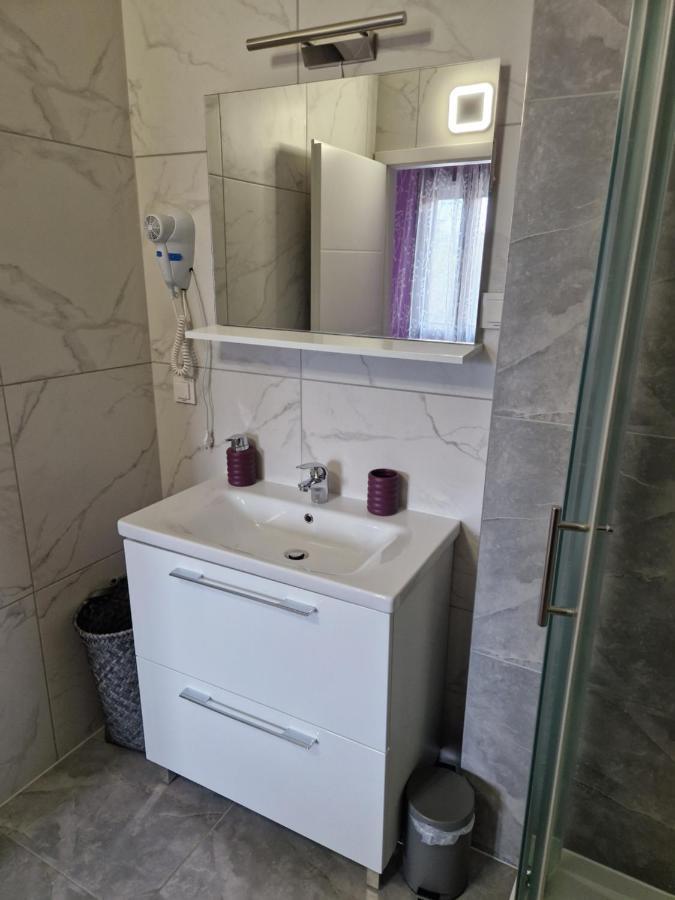 Apartment Mavero-Free Private Parking Zagreb Exteriör bild