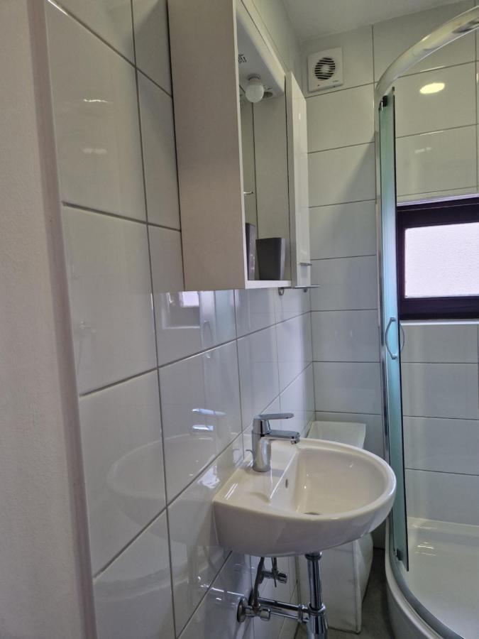 Apartment Mavero-Free Private Parking Zagreb Exteriör bild