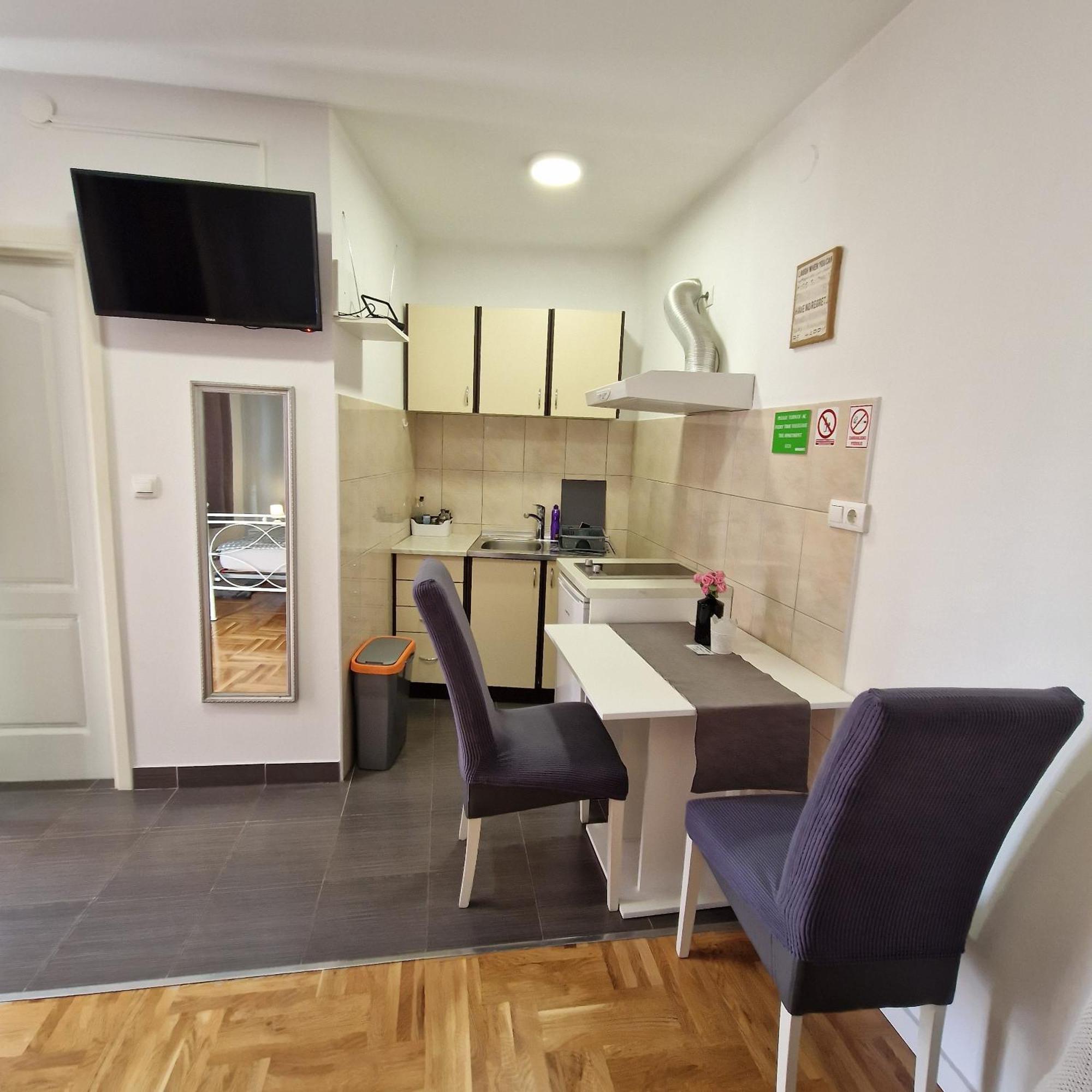 Apartment Mavero-Free Private Parking Zagreb Exteriör bild
