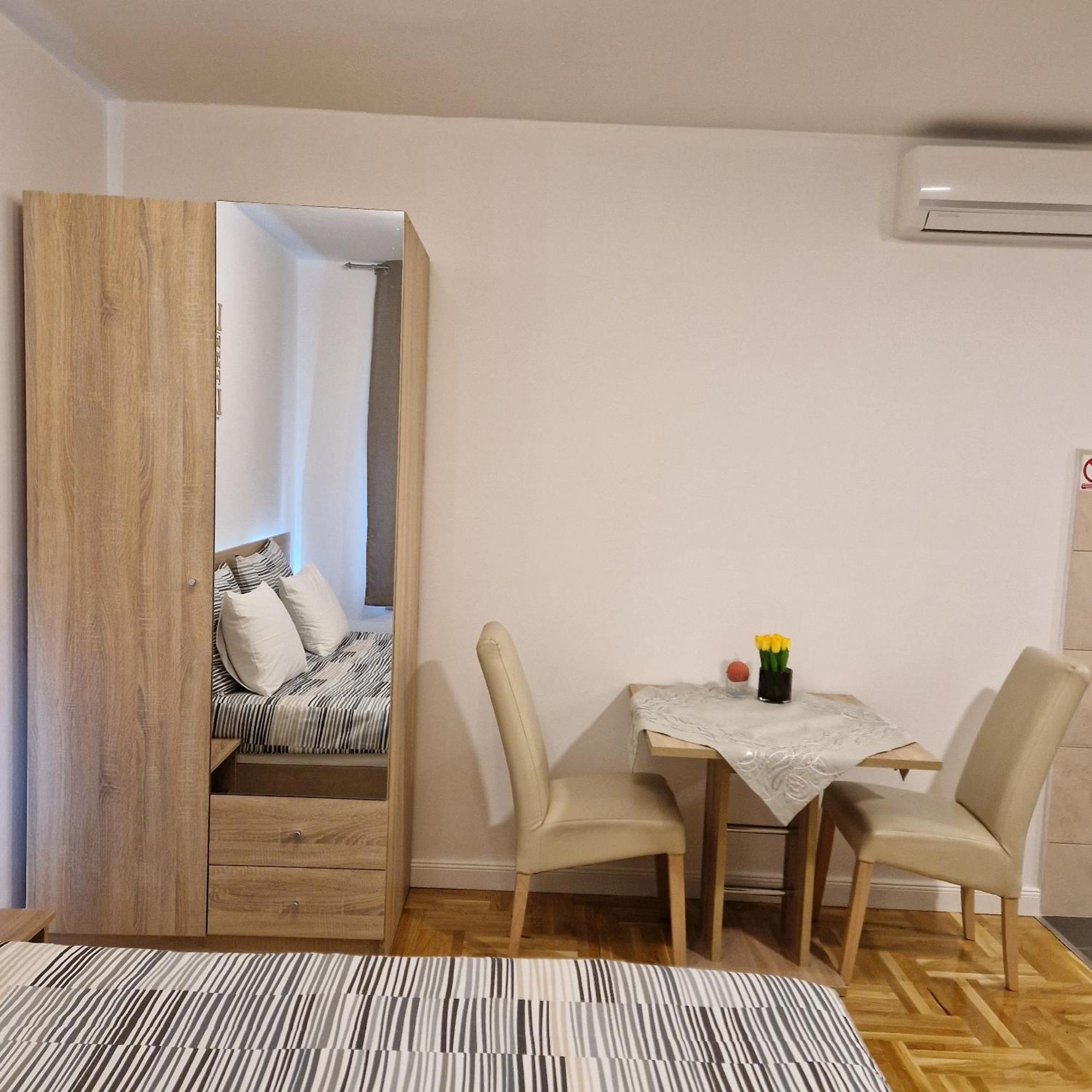 Apartment Mavero-Free Private Parking Zagreb Exteriör bild