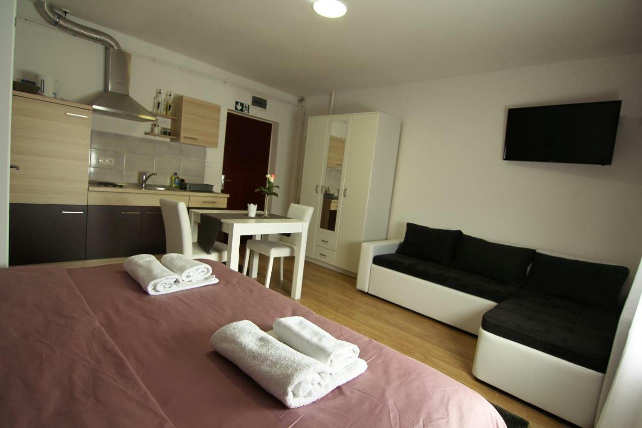 Apartment Mavero-Free Private Parking Zagreb Exteriör bild